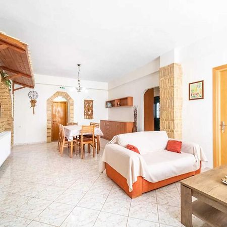 Villa Theo Marathiász Kültér fotó